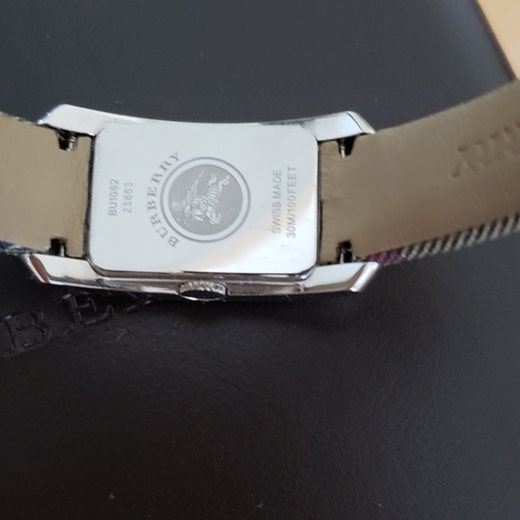 Authentic Burbarry watch!⭐